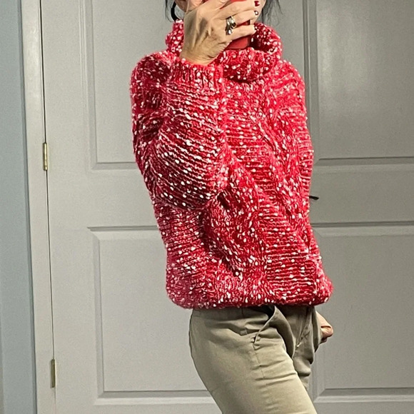 P. LUCA Red and White Wool Blend Chunky Crop Turtleneck Sweater size M/L - Picture 6 of 11